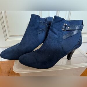 Karen Scott navy dress booties women’s size 9M
